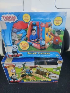 2 Thomas & Friends GOLD MINE MOUNTAIN Toys R Us Exclusive Wood Railway Playland - Picture 1 of 6