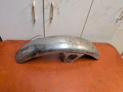 Guardabarros delantero Honda CM400E 1981 61100-447-670 Foto 1 de 4