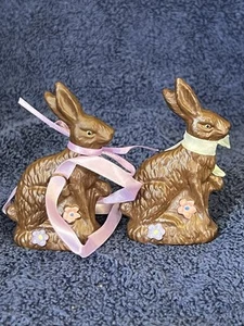 "Juego de 2 estatuillas de chocolate sintético conejo de Pascua de 3"" Lillian Vernon de colección" - Imagen 1 de 4