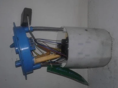 Pompa carburante VW Golf V Plus 5M, 521 1K0919051DB P4856633 - Immagine 1 di 2