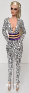 TRAJE DE MUÑECA DEL REINO Camelot "EXCALIBUR" para las muñecas del reino de 16" (ED) SIN MUÑECA - Imagen 1 de 2