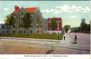 Muscatine, IA Iowa  PUBLIC LIBRARY & YMCA  Street Scene  ca1910's Postcard - Picture 1 of 2