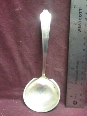 International Sterling MINUET GRAVY LADLE  6 3/4" 57 grams No Monogram - Image 1 of 4