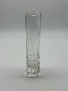 Vintage 8" Bud Rose Vase – Elegant Timeless Design, Perfect for Any Décor - Picture 1 of 4