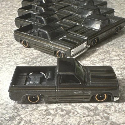 Lote de 10 camionetas Chevy Silverado 1983 Hot Wheels sueltas muy geniales Foto 1 de 4