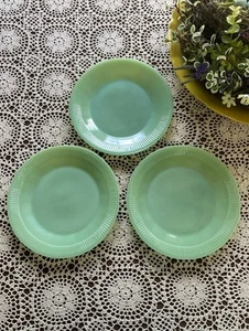 Set of 3 Vintage Fire King Jane Ray Jadeite 9" Oven Glass Dinner Plates GUC - Picture 1 of 6