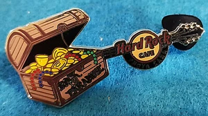 PUNTA CANA PIRATE TREASURE CHEST GUITAR ROCK IN PARADISE Hard Rock Cafe PIN LE - Picture 1 of 1