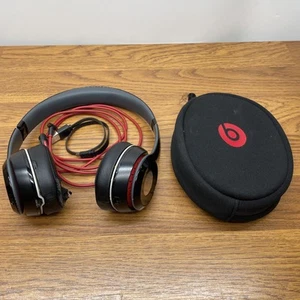 Beats by Dr. Dre Beats Solo 2 Wireless Bluetooth Headphones - Black B0534 Parts - Picture 1 of 12