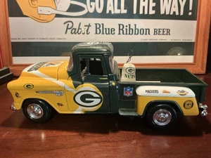 🏉VINTAGE 1955 Chevy Diecast Pickup Truck Limited Edition Green Bay Packers 🔥 - Picture 1 of 15