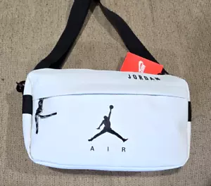 NWT Jordan Nike Messenger Crossbody Bag UNISEX - Picture 1 of 3