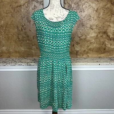 Vestido Maeve Anthropologie Evaline para mujer talla M y acampanado línea A verde calado Foto 1 de 4