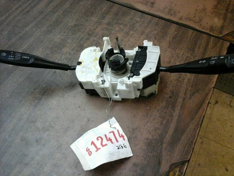 Column Switch Assembly 4 Door With Intermittent Wipe Fits 93 COLT 26519 - Imagem 1 de 1