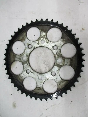 Piñón de transmisión final 41T 1978 Honda CB 750 K Foto 1 de 3