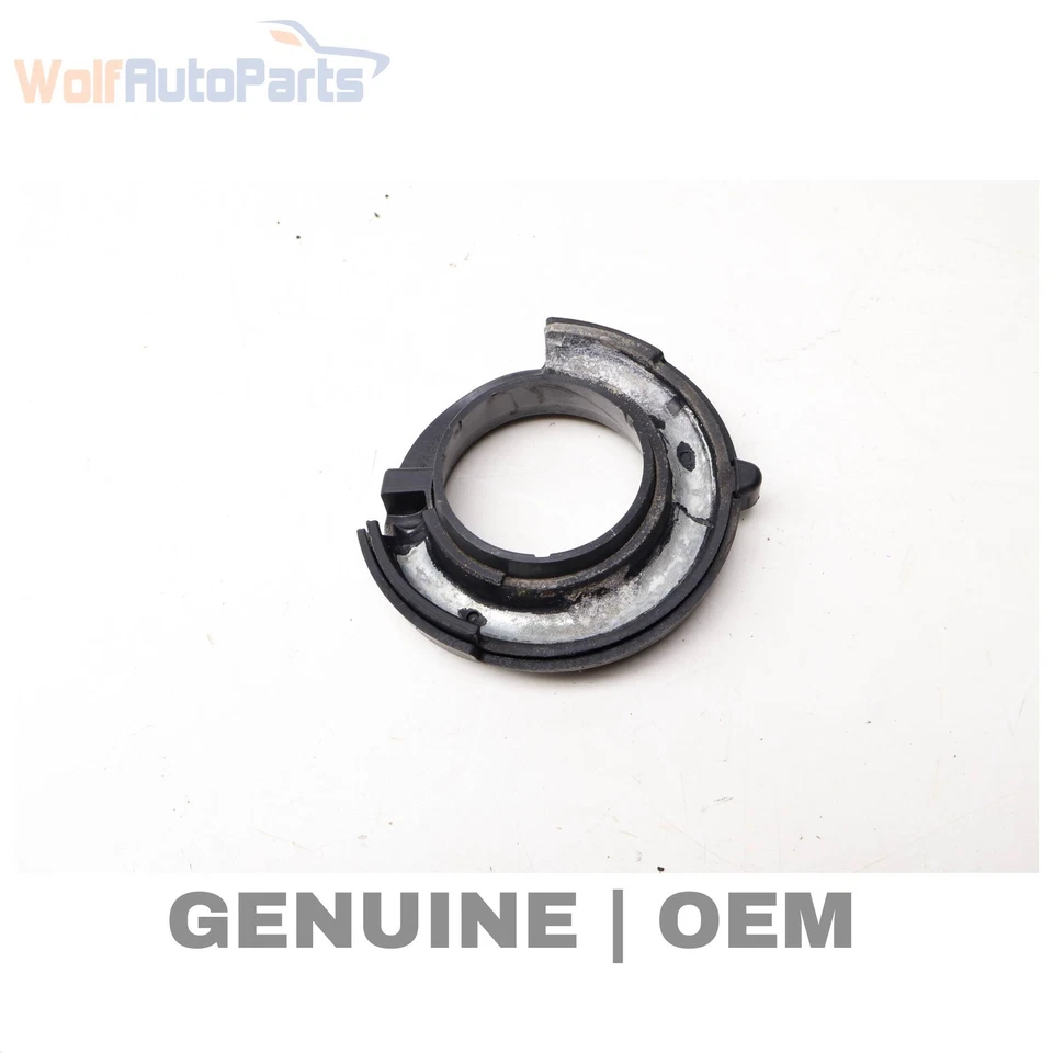 Mercedes-Benz C43 AMG 2017-2023 - Buje de resorte de bobina trasera/montaje 2053240184 Foto 1 de 4