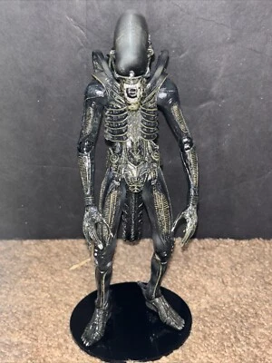 Neca Superman VS Alien SDCC 2019 de paquete de 2 - Xeno Alien suelto solo con soporte Foto 1 de 4