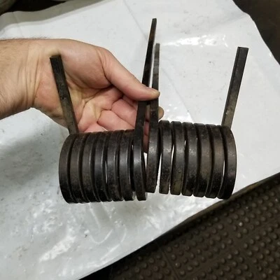 2001-2023 Polaris Edge XCSP Indy Switchback RMK .375 rear springs 7041942 - Image 1 of 4