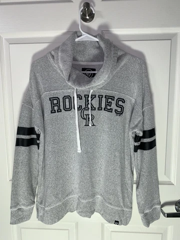 β47 brand Colorado Rockies sweater size M Amazing Condition Cover