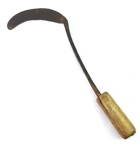 Long Handle Crop Cutting Hand Tool – Collectible Sickle – Farm Décor. G47-302 - Picture 1 of 8