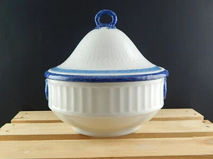 Royal Copenhagen Tureen Centerpiece Porcelain Fan - Picture 1 of 8