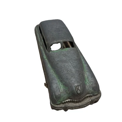 Vintage 1947 Tootsietoy Diecast Kaiser Sedan Silver - Image 1 of 4