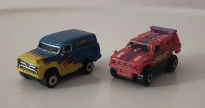 GALOOB MicroMachines MICRO LIGHT Ford '50 Panel Truck / Hilux Pickup - Immagine 1 di 4
