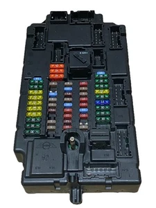 Mini Cooper Fuse Box 9813233 - Picture 1 of 8