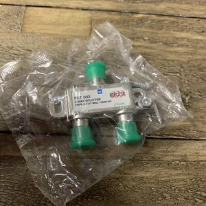 PCT-D32 2-Wege Splitter 5-1218 MHz 120dB RFI mit Befestigungsschrauben Neu - Bild 1 von 1