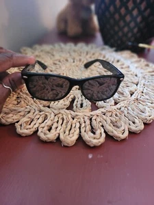 sunglasses - Picture 1 of 2