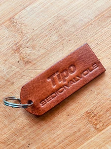 Leder Schlüsselanhänger leather keychain - Fiat Tipo Sedicivalvole - Picture 1 of 3