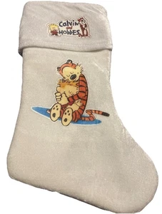 Calvin und Hobbes umarmender Weihnachtsstrumpf Neu mit Etikett - Bild 1 von 7