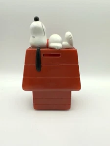 Vintage Peanuts SNOOPY Doghouse Coin Piggy Bank 1966 - Picture 1 of 6