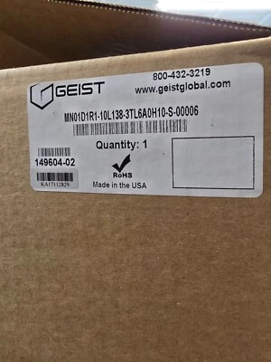 Vertiv™ PowerIT Upgradeable Metered rPDU Model I10114L - Image 1 of 4