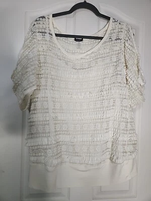 Top Cocomo Mujer 1x Marfil Adjunto Tanque Hombros Abiertos Encaje y Volantes. Foto 1 de 4