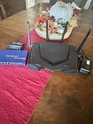 NETGEAR XR500-100NAS 4 Port Gaming Router (XR500100NAS) - Image 1 of 4