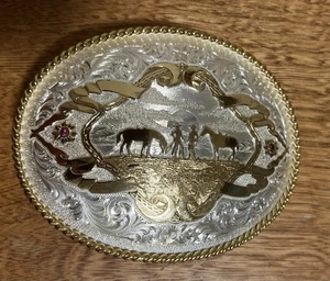 Montana Silversmiths Rosebud Legacy Buckle with Cowboys & Horses - Picture 1 of 9