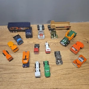 Hot Wheels Diecast Lot - 15 Toy Cars - Mixed Used Trailers Semi - Picture 1 of 7