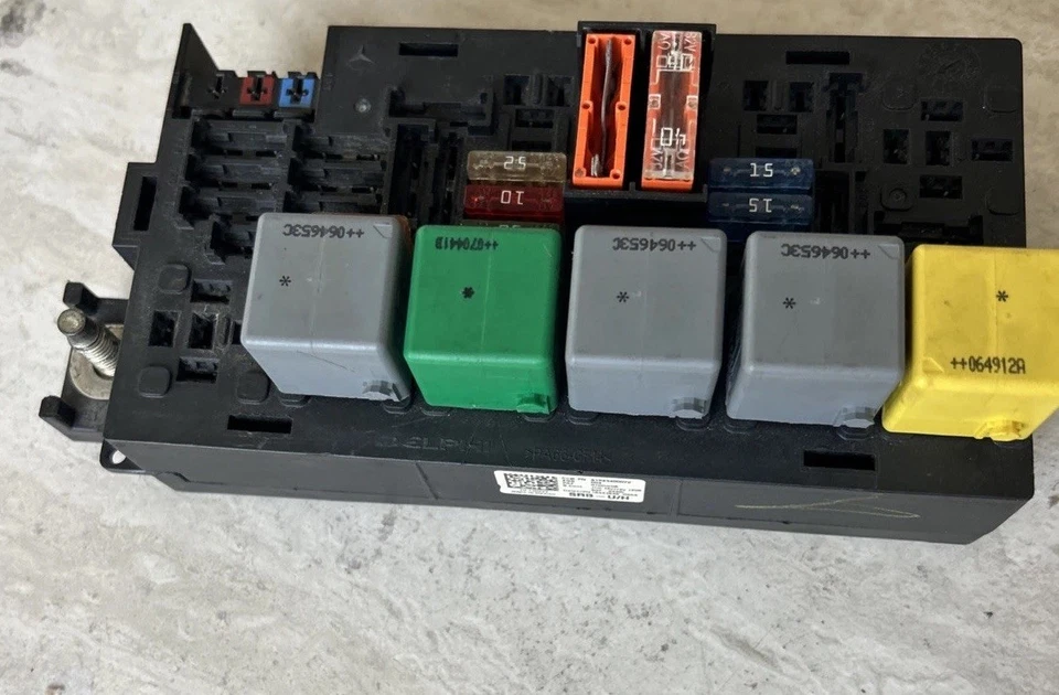 06-09 MERCEDES ML SERIES Engine Fuse Box Delphi 15444546 09 Ml500 Type 164 - Image 1 of 4