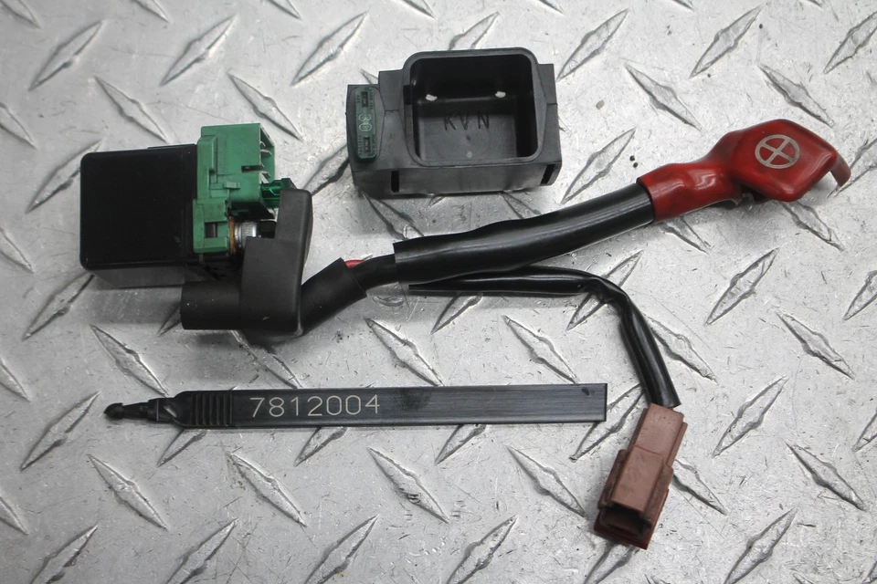 Honda Sabre 1300 VT1300CS 2010 relé de arranque motor interruptor Foto 1 de 4