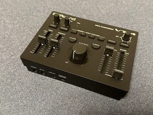 Roland VT-4 Voice Transformer Black W/accessories Excellent condition Used JP - Picture 1 of 12