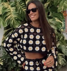 Industry Republic Clothing Crop Häkel Schwarz Top Weiß Gelb Boho Blumen Small - Bild 1 von 10