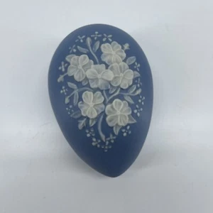 Vintage 1975 Glocke Keramik verziert Osterei blaue Blume Schmuckschatulle signiert - Bild 1 von 6