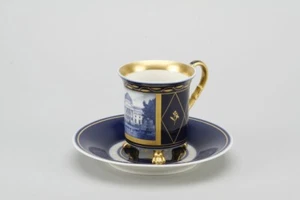 47647 - KPM-Prunktasse. Seltene Ehrengabe der Stadt Wiesbaden - Zur Erinnerung - Bild 1 von 6