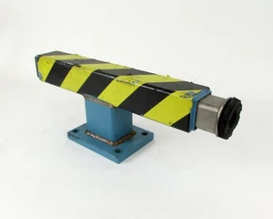Leveling Jack- 26.75" Extended 24.25" Retracted w/ 3" base- plate: 7.25" x 5.5" - Picture 1 of 2