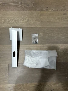 Soporte para monitor Dell OEM 24-27 pulgadas altura ajustable inclinación/rotación P2222H-FFTZS - Imagen 1 de 1