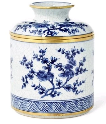 PORCELAIN AND BRASS TRIM BLUE AND WHITE BLOSSOM TISSUE BOX COVER-5'' X 7''H - Image 1 of 4