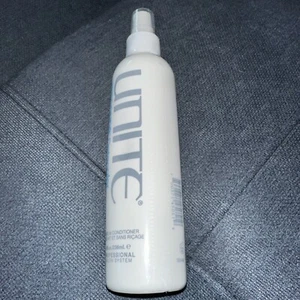 UNITE Hair 7SEKUNDEN Entwirrer Leave-In Conditioner 8 flüssige Unzen - Bild 1 von 2