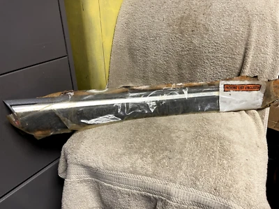 NOS FORD E63Z-5425556-AP 1988-91 TEMPO MERCURY TOPAZ EXTERIOR SIDE MOLDING TRIM - Image 1 of 4