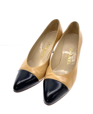 Zapatos de salón Chanel bicolor beige para mujer talla US 6,5 Foto 1 de 4
