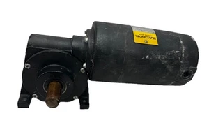 Motoriduttore ad angolo retto Baldor GP 7404 1/8 HP, 90 VDC, 0,9A, 30 RPM, 58:1 - Foto 1 di 8