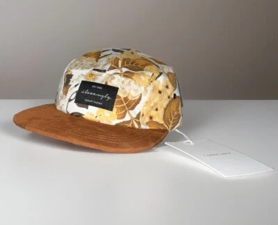 I love Ugly Gorra de 5 Paneles Blanca Floral Unisex Cuero Correa Sombrero OSFA NUEVO Foto 1 de 4